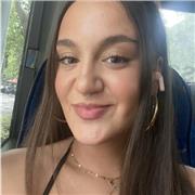 M'he consideró una persona muy entregada y me apasionada enseñar y compartir lho que se, me gustaría reforzar lho que no entiende